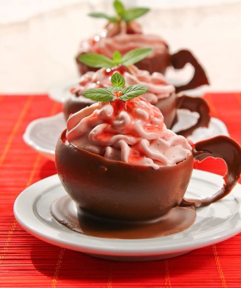 Chocolate Cup With Strawberry Mint Mousse