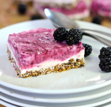 No-Bake Blackberry Frozen Cheesecake