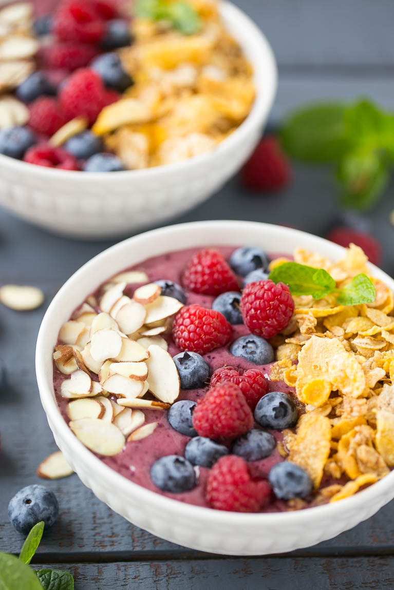 Quick and Easy Acai Bowl